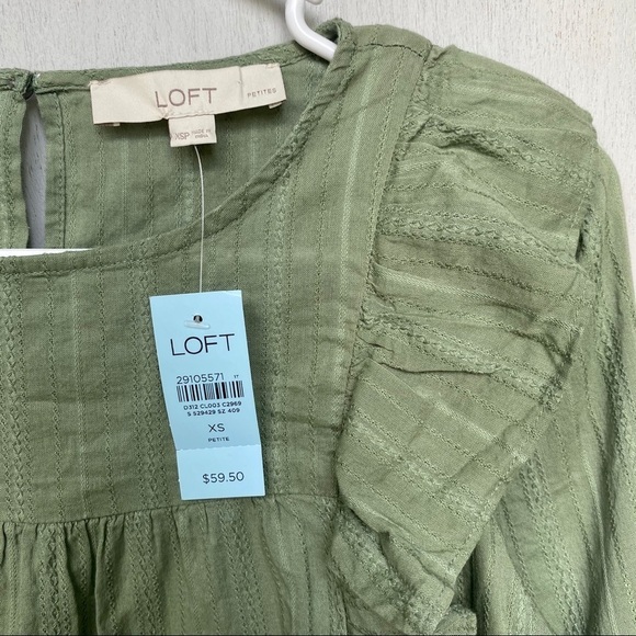 LOFT Army Green Ruffle Blouse Top Long Sleeve Cropped NWT Fall Outfit - Picture 5 of 8